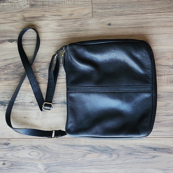 Purse - Picture 3 of 4